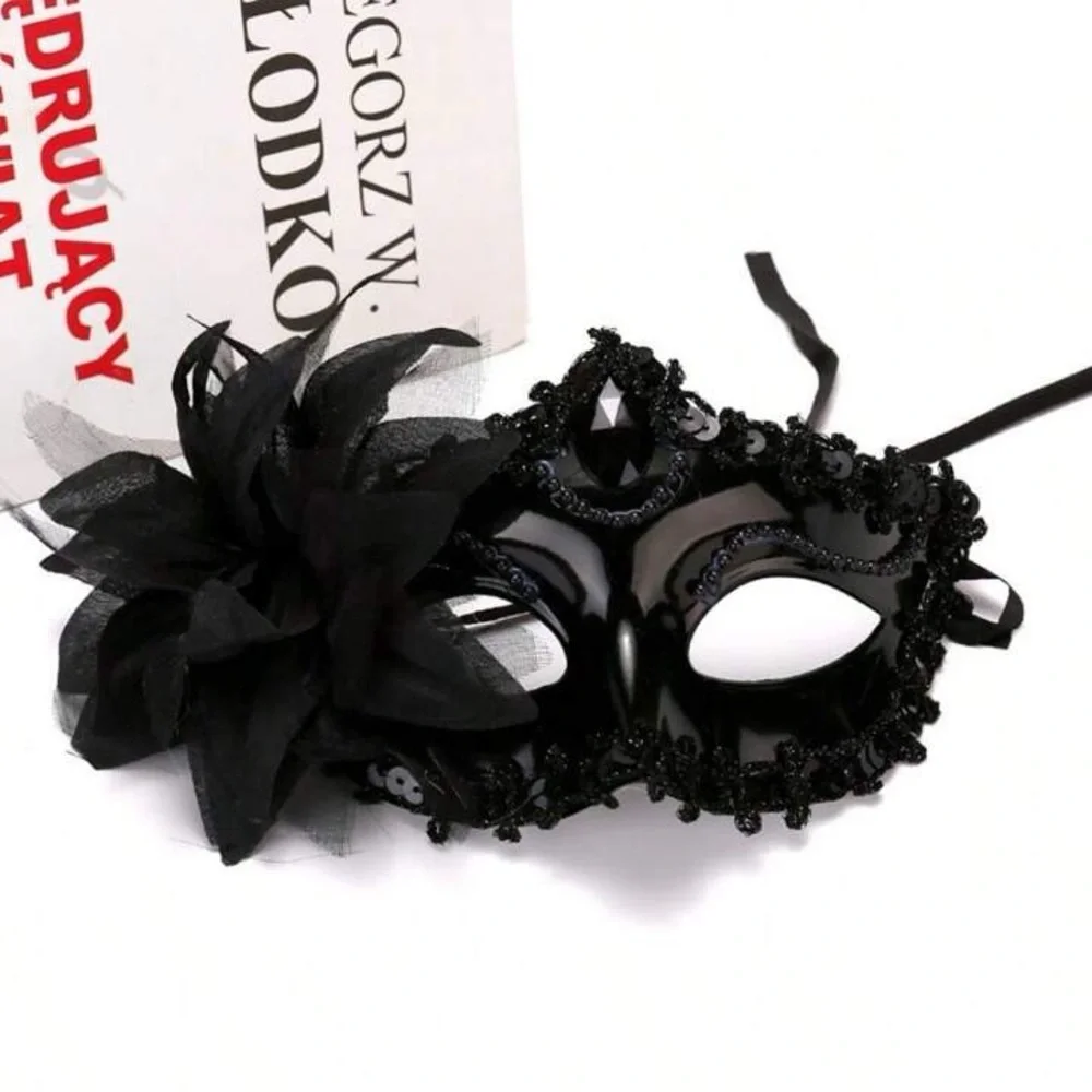Black Mask Decorative Side Rose Lace Party Mask - Picture 6 of 7